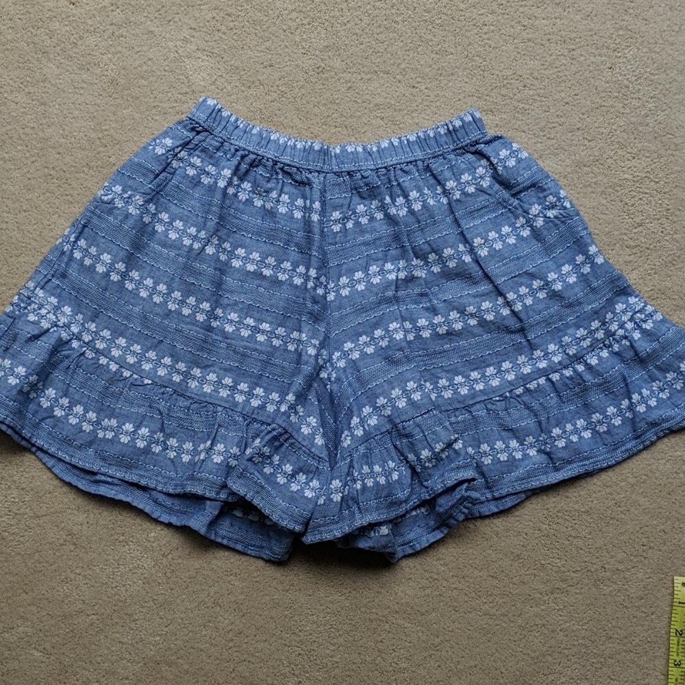 Flowy chambray shorts